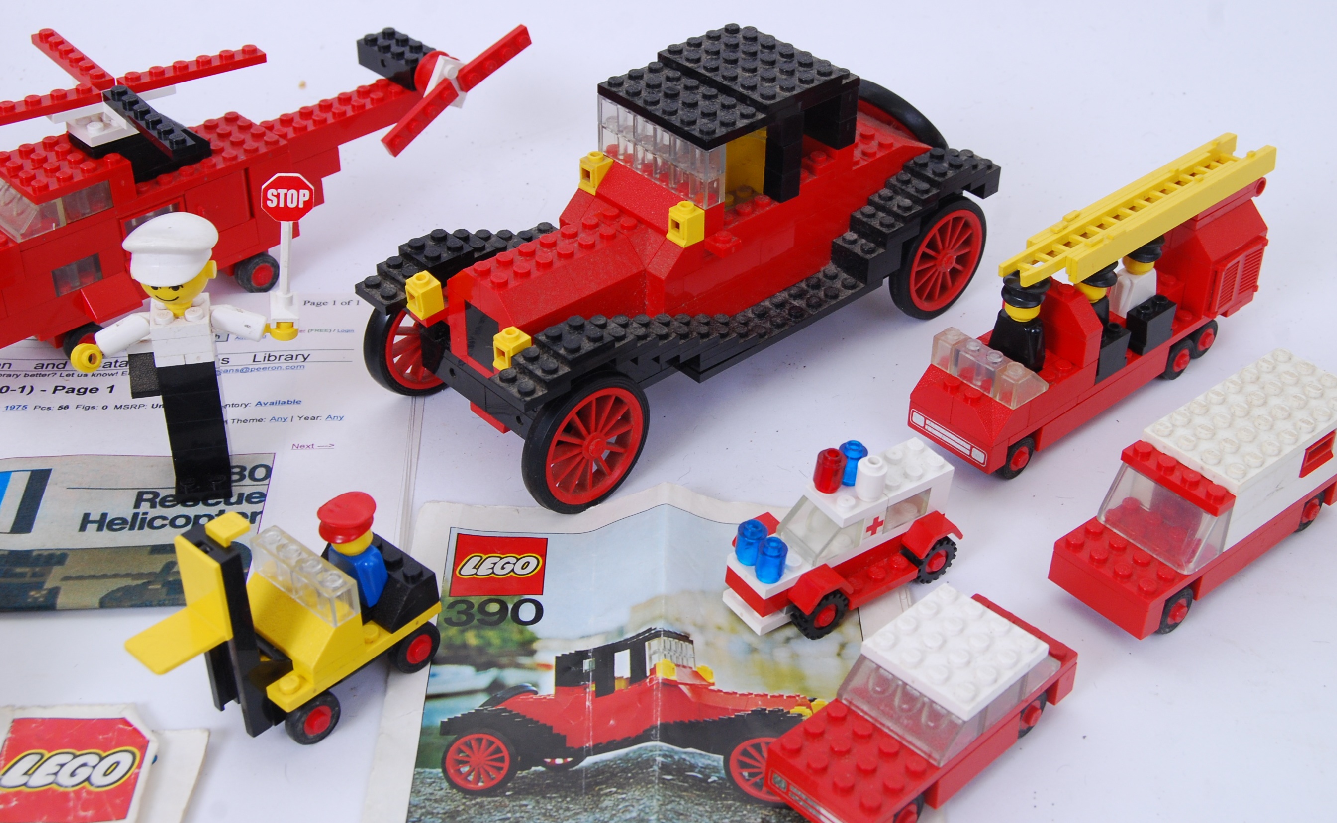 1970'S LEGO: A good collection of assorted vintage 1970's Lego sets ...