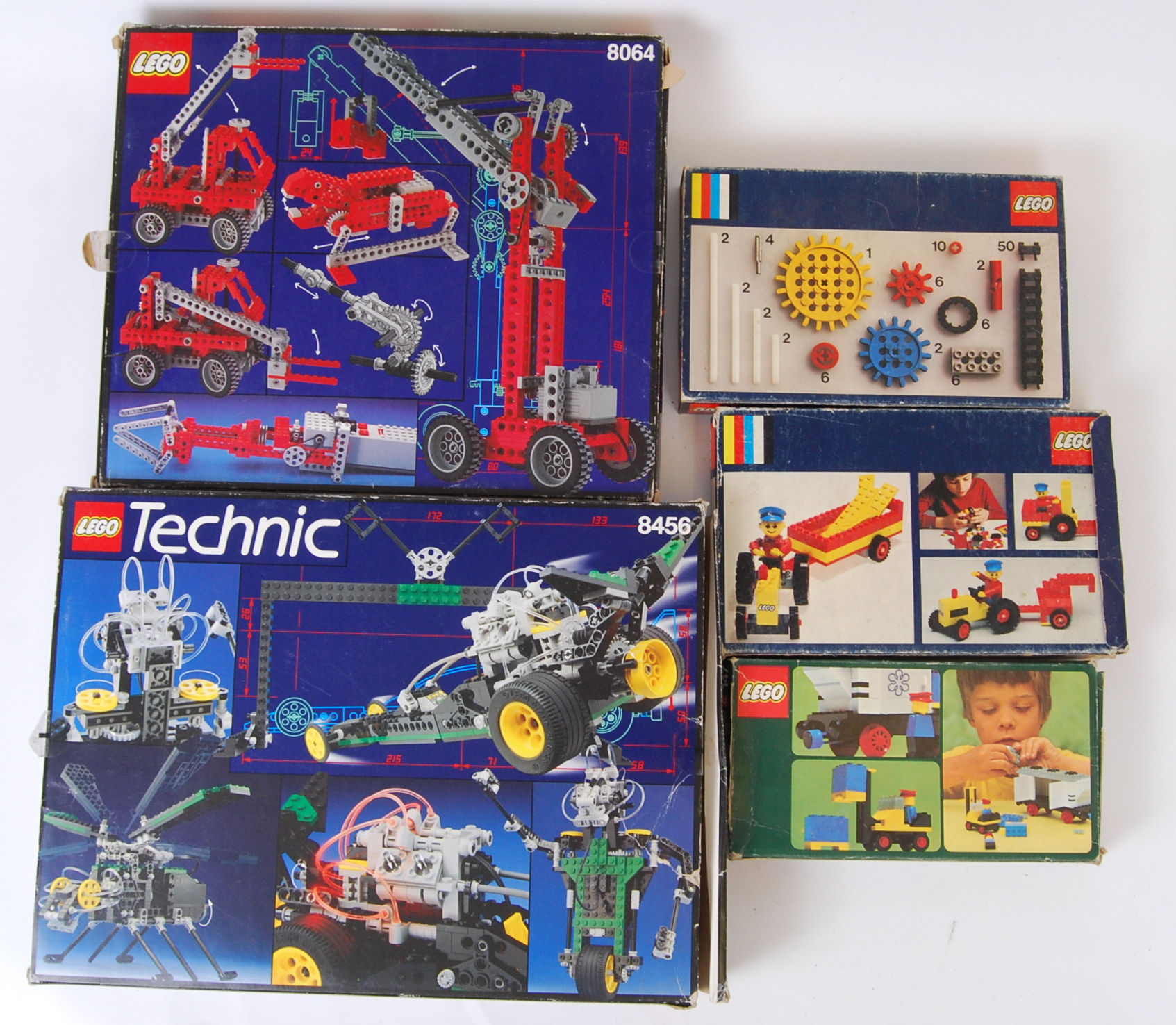 LEGO BOXES A collection of 5x vintage Lego boxes (very little to no