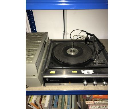 1 FIDELITY RECORD PLAYER