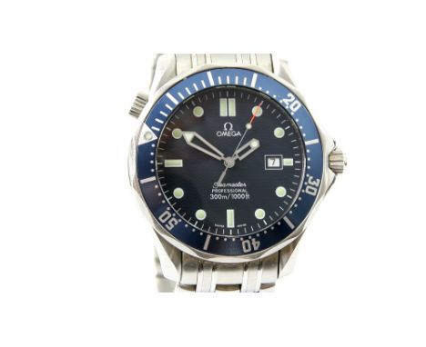 Omega Seamaster ref 25418000 Gentleman's Divers wristwatch  the signed black dial with date at 3, bead hour markers ,minute t