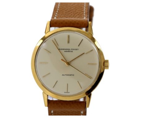 Audemars Piguet  gentleman's dress watch, in 18 ct gold  the circular dial with baton markers, the signed 29 jewel automatic 