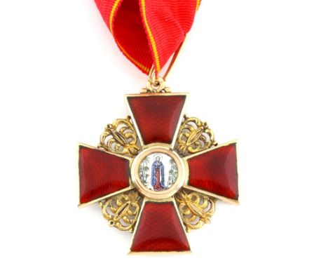 An Imperial Russia cross of the Order of St. Anne, civil division, by Eduard, red enamel, makers mark on the reverse under en