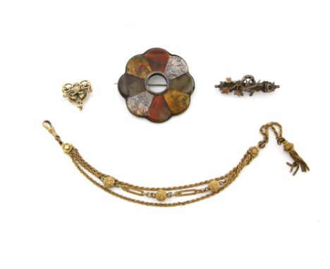 Collection of antique jewellery, including Scottish agate brooch, Victorian silver bird and horse shoe brooch, silver Jessie 