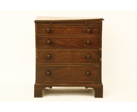 A George III mahogany commode chest, 65.5cm x 42cm x 75cm