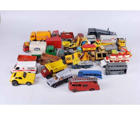 A tray of approx. 30 die cast lorries, service vehicles, fork lifts etc, all play worn.