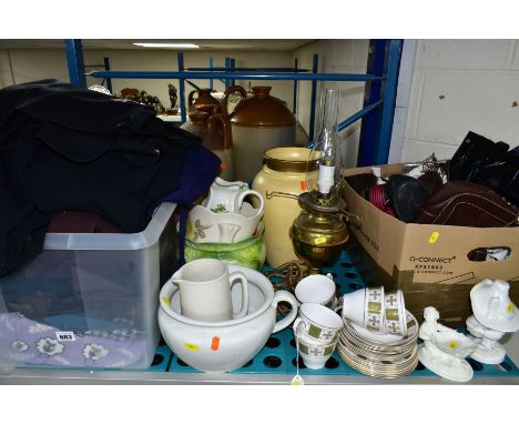 TWO BOXES AND LOOSE SUNDRY ITEMS ETC, to include an unmarked Royal Worcester table salt, six Spode Persia cups, saucers and s