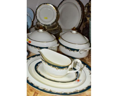 A TWENTY FOUR PIECE MINTON GROSVENOR PART DINNER SERVICE, comprising two meat plates, two tureens, sauceboat and stand, six d