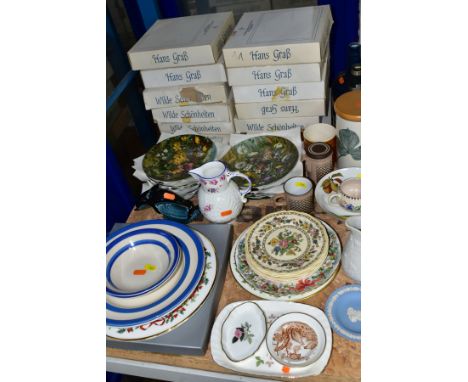 A GROUP OF COLLECTORS PLATES AND OTHER CERAMIC WARES, to include twelve, boxed, wild flower themed Furstenberg collectors pla