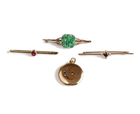 A gold and jade bar brooch, the jade with carved and pierced decoration, a gold, amethyst and seed pearl set bar brooch, deta