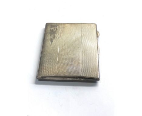 Engine turned silver cigarette case 91g 