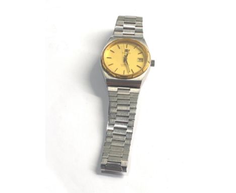 Vintage gents Tissot sea master quartz wristwatch  watch is not ticking no warranty given 