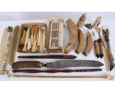 Collection of assorted antique bone items - to include Napoleonic Prisoner of War casket, powder flask, dominoes, dice, toget