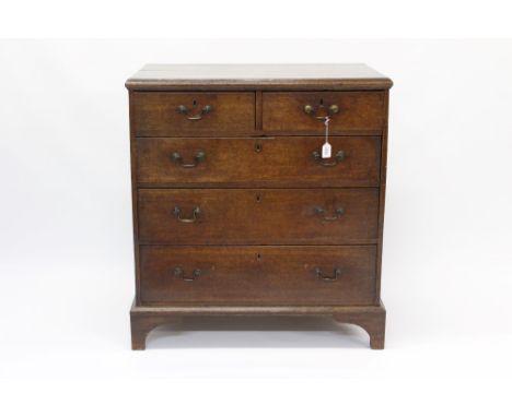 George III oak chest of drawers with two short over three long drawers, on bracket feet, 84cm wide x 51cm deep x 90cm high