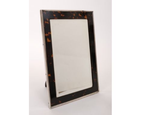 Good quality 1920s silver and tortoiseshell easel back dressing mirror of rectangular form, with bevelled glass mirror plate,