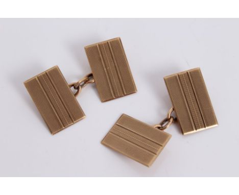 Pair Art Deco 9ct gold cufflinks with engine-turned rectangular panels (Chester 1939) CONDITION REPORT Total gross weight app