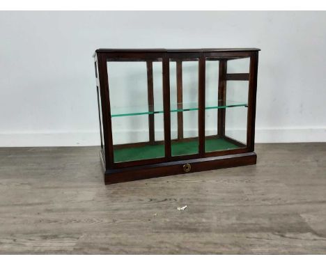 MAHOGANY GLASS DISPLAY CABINET, with lift sliding doors and with glass shelf53cm high, 71cm wide