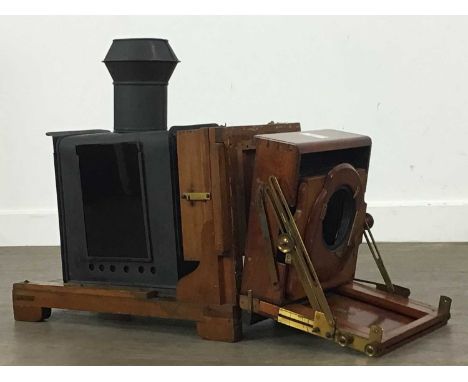 VICTORIAN MAGIC LANTERN, SANDERSON'S PATENT  stamped 999, cased in brass mounted mahogany with black tin65cm long 