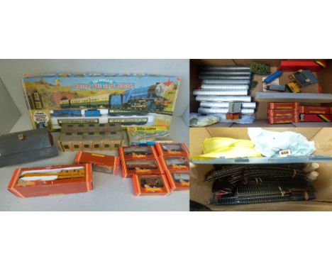 00 Gauge train set with qty of 'Hornby Railways' 00 Gauge scale model in original boxes with buildings, track & transformers 