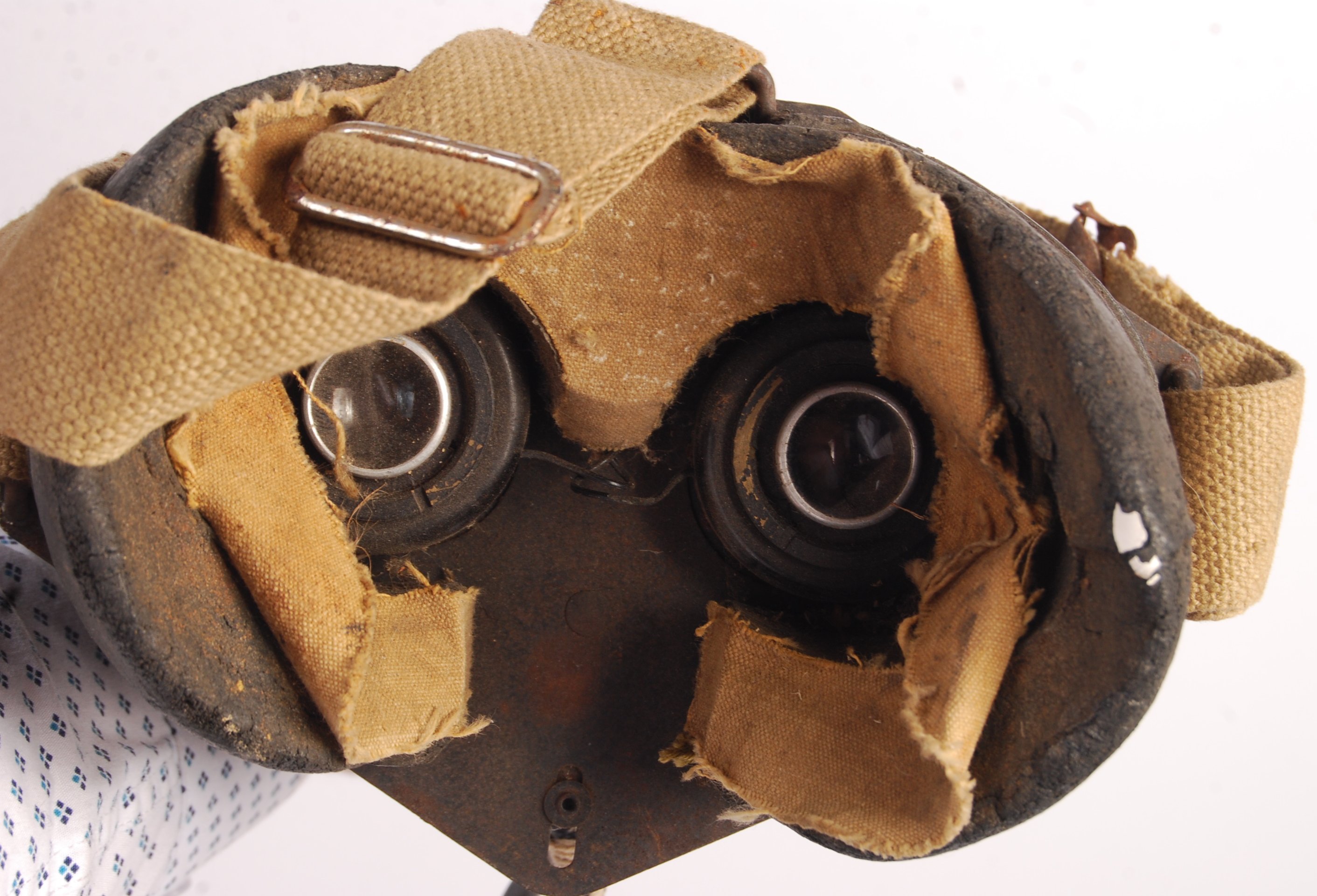 A pair of original WWII Second World War British Army / SAS issue night