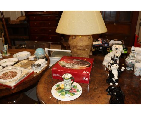 A Royal Crystal rock bowl with box; a Royal Doulton jug and a Roman Numeral decorated table lamp with shade 