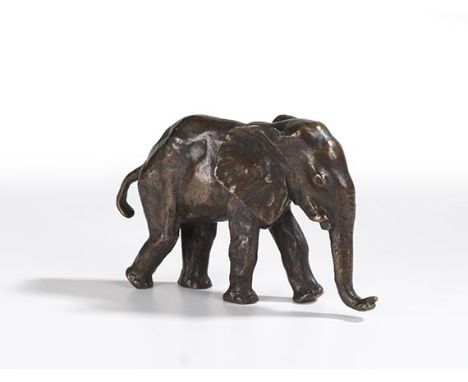 Renée Sintenis     1888 Glatz/Schlesien - 1965 Berlin Junger Elefant. 1926. Bronze mit dunkelbrauner Patina.  Am rechten Hint