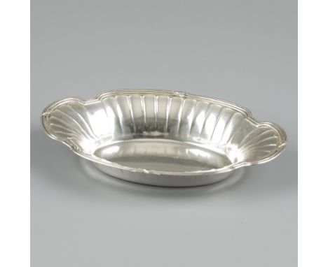 Bonbon / sweetmeat dish silver. Oval dish, repoussé with lobed shapes. Germany, Bremen, Koch &amp; Bergfeld, first half 20th 