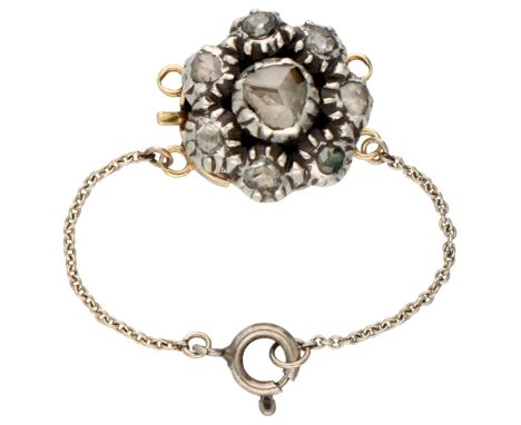 Vintage 14K yellow gold cluster lock with safety chain and set with diamond. Suitable for a two-row necklace or bracelet, saf