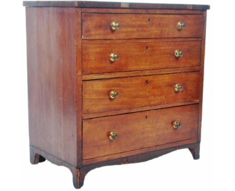 An antique 18th Century Georgian mahogany bachelor's chest of drawers of smaller proportions. The straight bank of four drawe