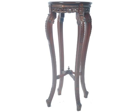 A 20th Century antique style&nbsp; mahogany torchere bust stand / jardiniere plant stand / vase stand in the Chinese taste. C