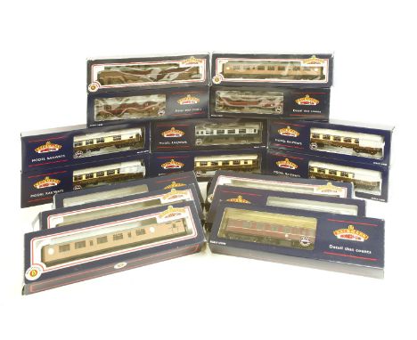 Bachmann branch-line coaches (32)