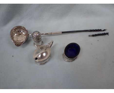 A SILVER CRUET SET 70g, with blue liners, and a toddy ladle set with a Queen Anne coin (handle broken)