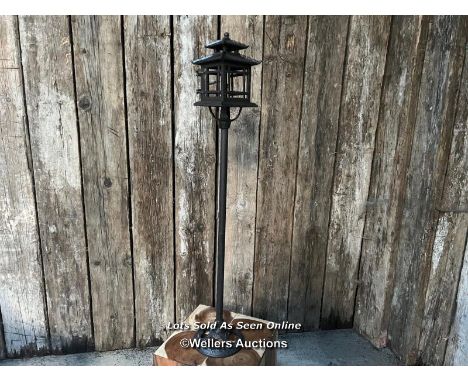 Large cast iron oriental garden lantern on stand decoration / Location: Preston, PR3 (full details given to successful bidder