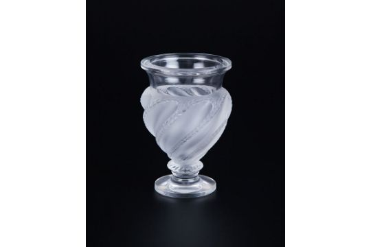 Dating verre pressé