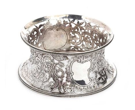 PIERCED SILVER DISH RING WITH BEADED RIM. LONDON 1906.JOHN GEORGE PIDDINGTON. IMPORT MARKS TO SIDE. APPROXIMATELY 16 TROY OUN