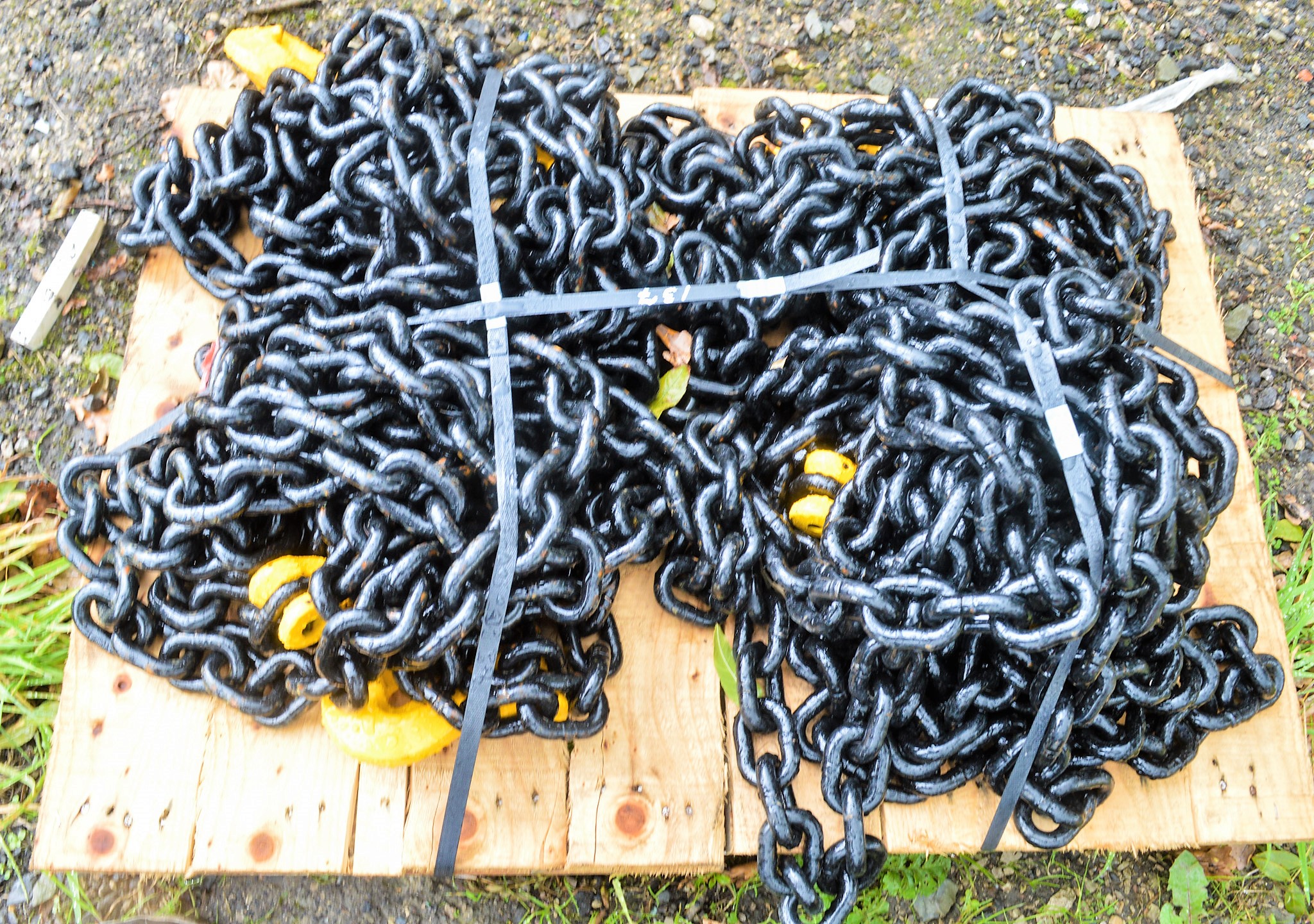 4 heavy duty load binding chains