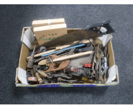 A box of vintage and later hand tools and joinery tools 