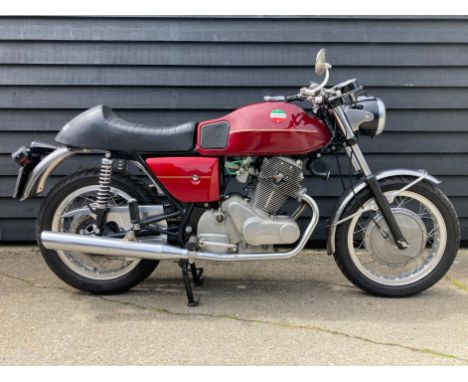 The Andy Chapman Collection1971 Laverda 750 SFRegistration no. ERL 906KFrame no. LAV.750F*6423*Engine no. 750S*6423*Lightweig