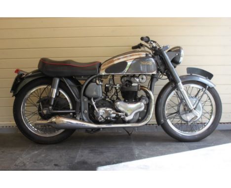 1953 Norton 497cc Dominator 88 De LuxeRegistration no. 776 UXBFrame no. 122 53151Engine no. 53151 122This Dominator 88 was so