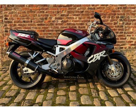 1995 Honda 893cc CBR900RR FirebladeRegistration no. M966 LKHFrame no. SC28-2353368Engine no. SC28E-2353713Developed by Honda 