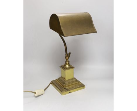 An early 20th century brass desk lamp, 45cm