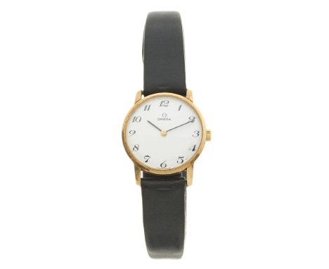 Omega, a 9ct gold wrist watch, signed manual wind movement calibre 625, hallmarks for London 1977, serial 38767661, case numb