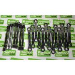13x Snap-On ratchet wrenches 3/4 - 13/16in & 7x 1/2in SD QR extension socket wrenches - 250mm