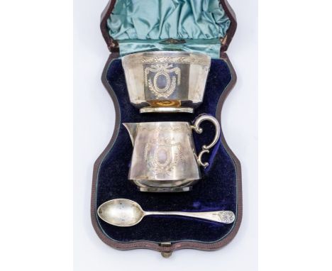 A Victorian silver presentation milk jug and sugar bowl (Christening set), both engraved vacant oval cartouche with ribbon ti