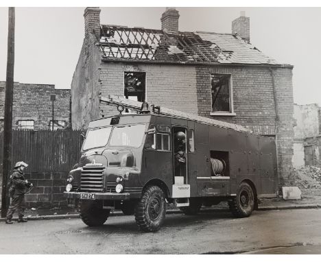 NORTHERN IRELAND TROUBLES PHOTOGRAPH OF ROYAL GORDON HIGHLANDERS AND A BRITISH ARMY GREEN GODDESS FIRE ENGINE