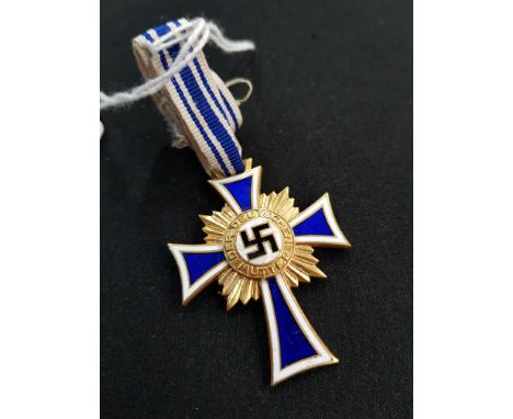 THIRD REICH CASED GOLD MOTHERS CROSS - MINT ENAMEL.