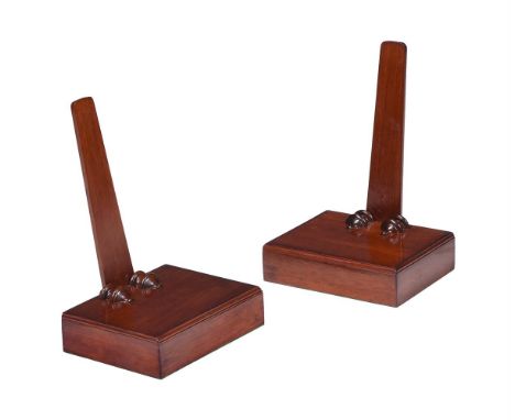 A PAIR OF MAHOGANY PLATE STANDS IN REGENCY STYLE  RECENTLY MANUFACTURED FROM ANTIQUE TIMBER, AFTER THE MODEL BY GILLOWS 40cm 