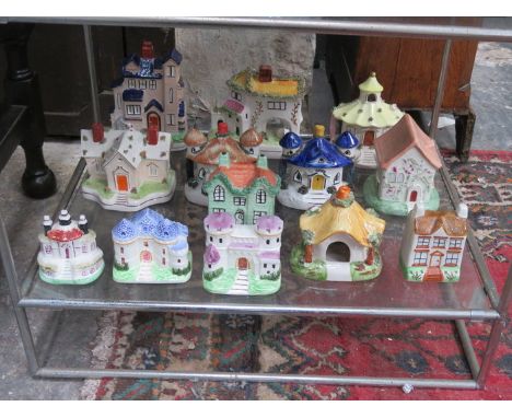 PARCEL OF VARIOUS STAFFORDSHIRE STYLE CERAMIC COTTAGES 
