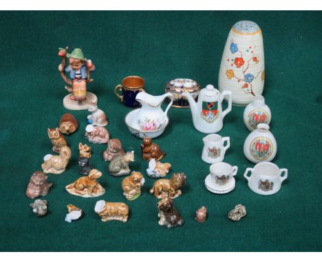 SMALL PARCEL OF CERAMICS INCLUDING MINIATURE CERAMICS, CRESTED WARE, WADE WHIMSIES AND CLARICE CLIFF SHAKER 