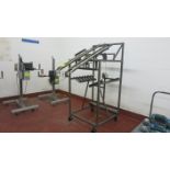 Knife puller assembly