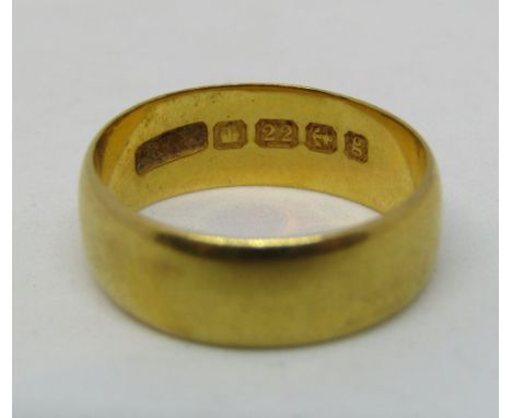 22ct wedding ring, size K, 4.5g